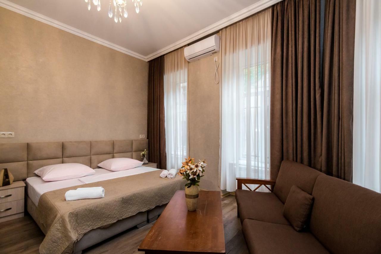 Star Hotel Tbilisi Luaran gambar